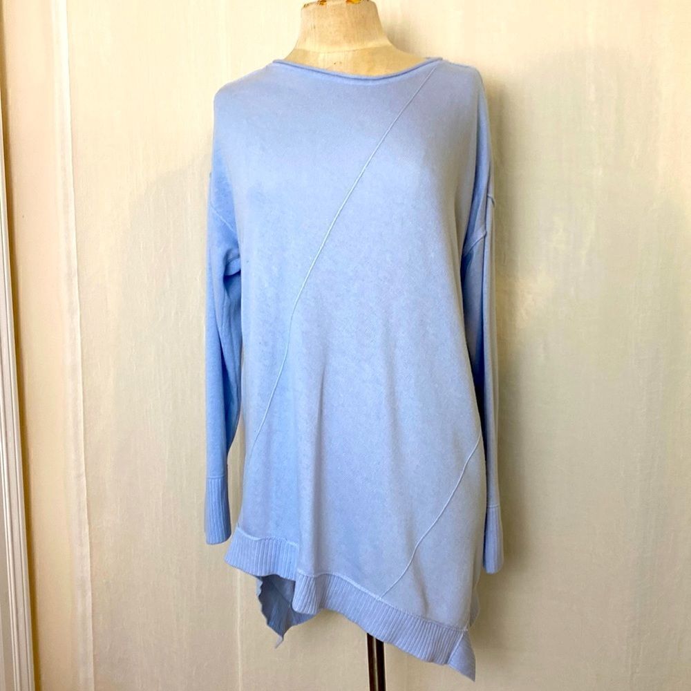 Chico’s Pullover Comfy Sweater Light Blue Asymmetrical Hemline Size 3